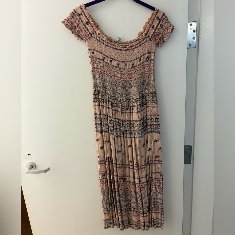 Kimchi Blue Midi Dress